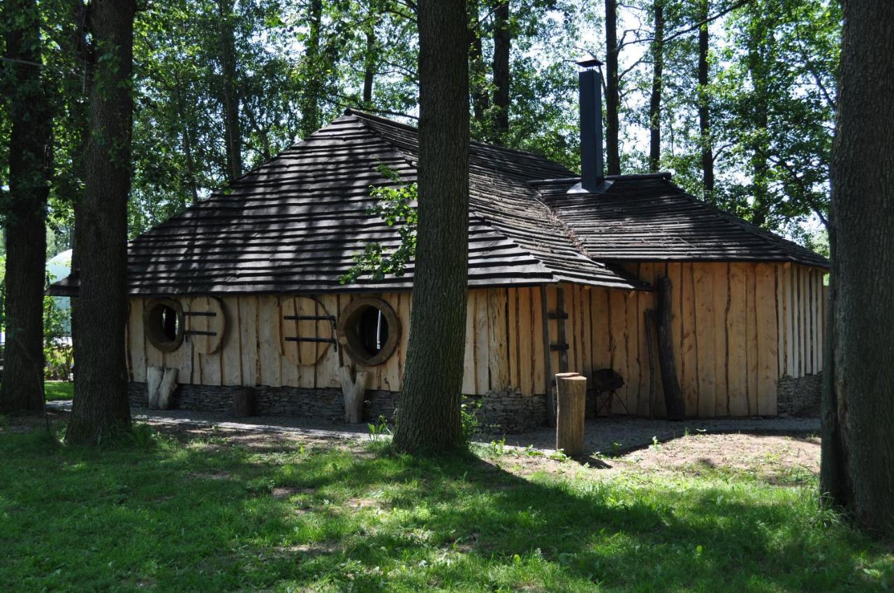 Pokoje Zimna Woda Rozalin  Экстерьер фото